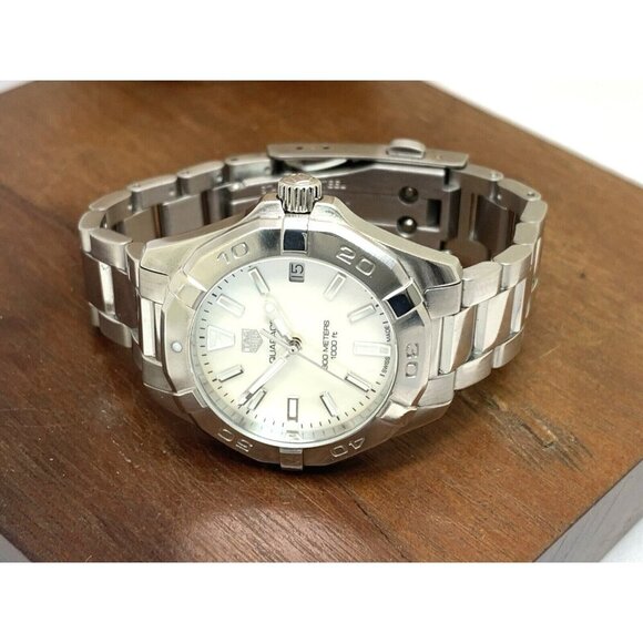 Tag Heuer Women's Watch WBD1311 Aquaracer Swiss Quartz Mother of Pearl Dial 32mm - Picture 6 of 14
